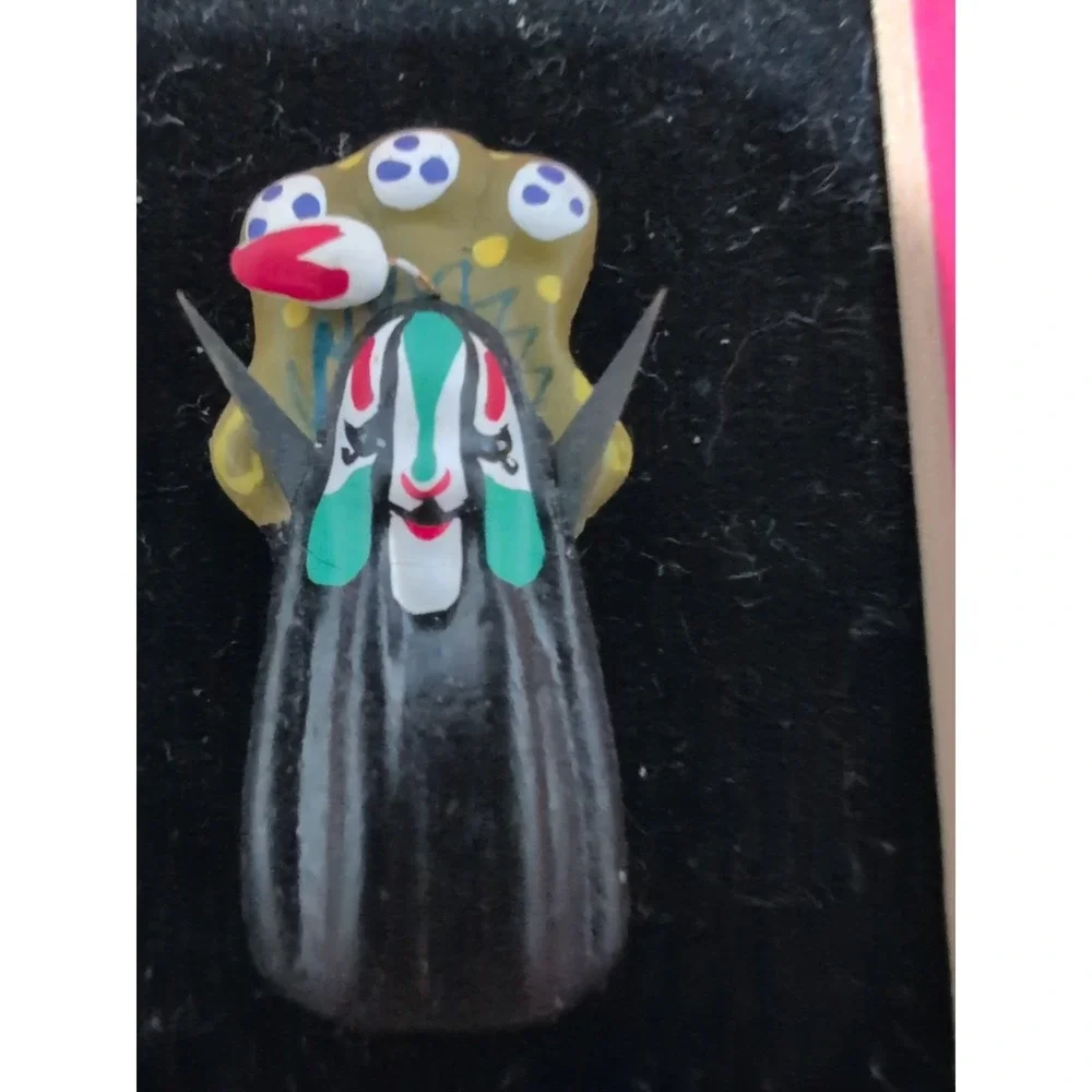 Vintage Asian Opera Mask Mini Figurines – Hand Painted Ceramic, 1.5